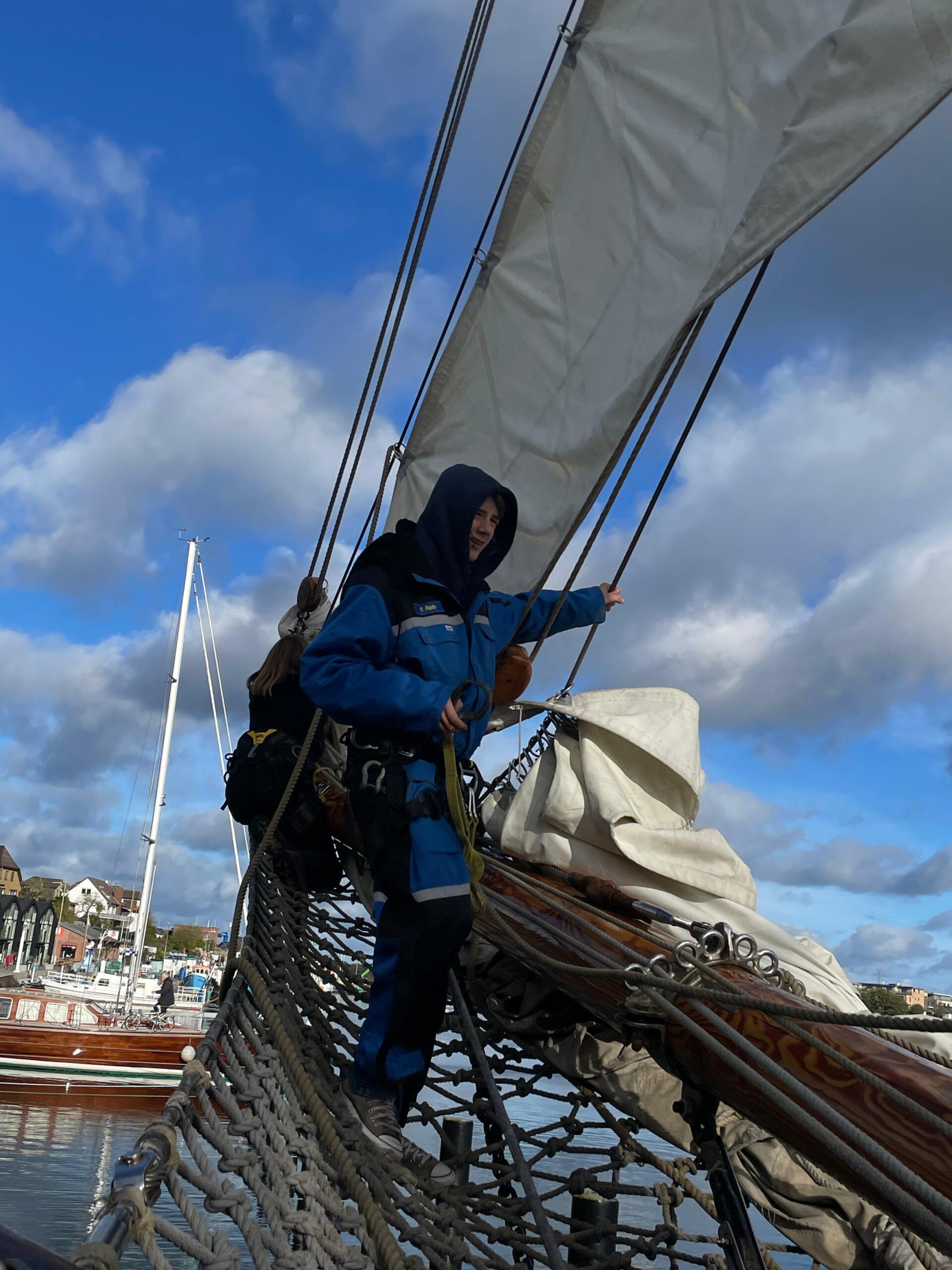 Mehr über den Artikel erfahren Reisebericht: Überführungstörn Seute Deern